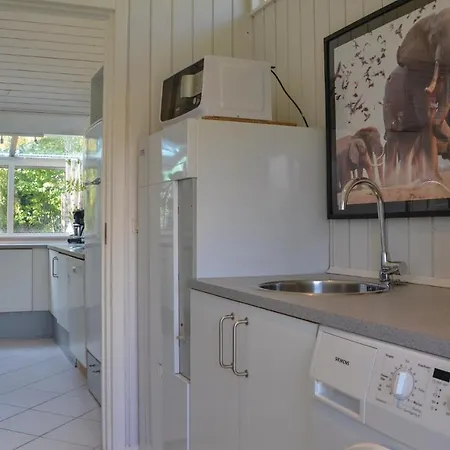 3 Bedroom Gorgeous In * Dronningmolle