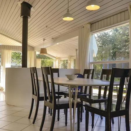 Cozy Home In Dronningmolle With Sauna * Dronningmølle